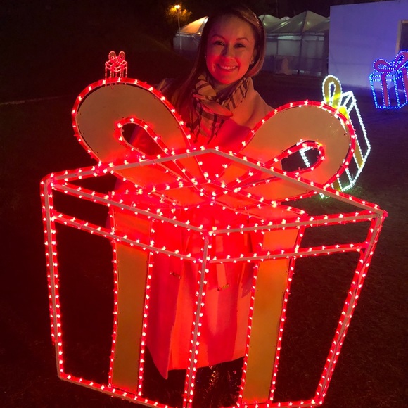 Meet your Posher, Jenniffer - Picture 1 of 1